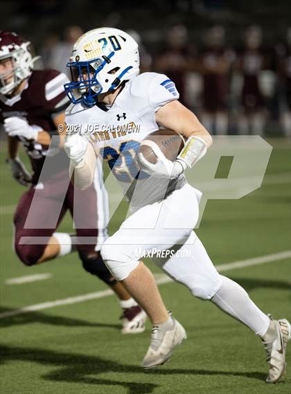 Thumbnail 3 in Lago Vista vs Industrial (UIL 3A D1 Regional Finals) photogallery.