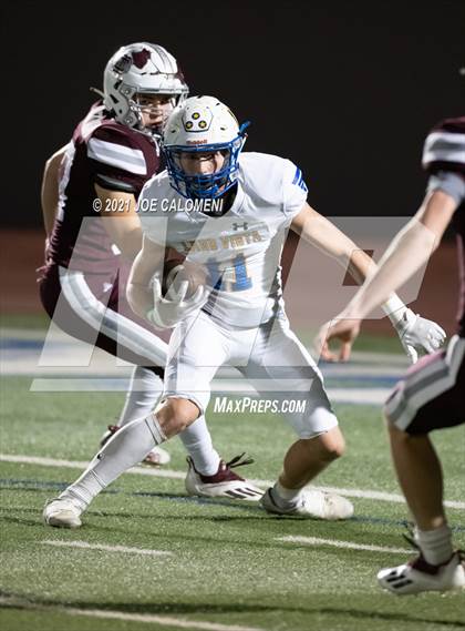 Thumbnail 3 in Lago Vista vs Industrial (UIL 3A D1 Regional Finals) photogallery.