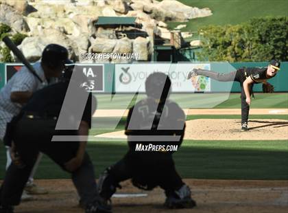 Thumbnail 3 in Long Beach Poly vs. Edison photogallery.