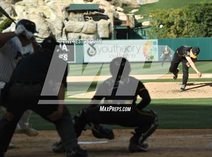 Thumbnail 3 in Long Beach Poly vs. Edison photogallery.