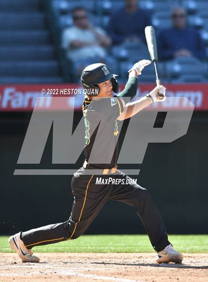 Thumbnail 2 in Long Beach Poly vs. Edison photogallery.