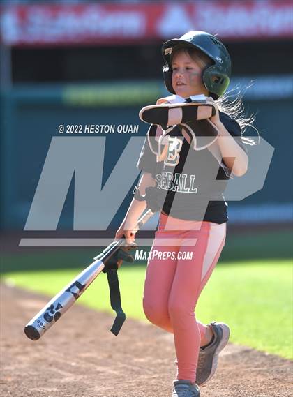 Thumbnail 1 in Long Beach Poly vs. Edison photogallery.