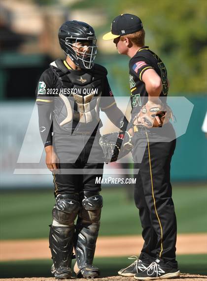 Thumbnail 3 in Long Beach Poly vs. Edison photogallery.
