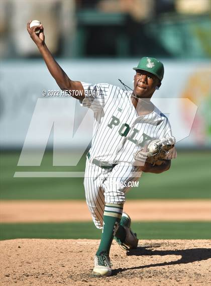 Thumbnail 1 in Long Beach Poly vs. Edison photogallery.