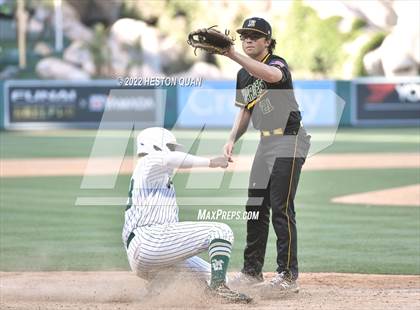 Thumbnail 3 in Long Beach Poly vs. Edison photogallery.