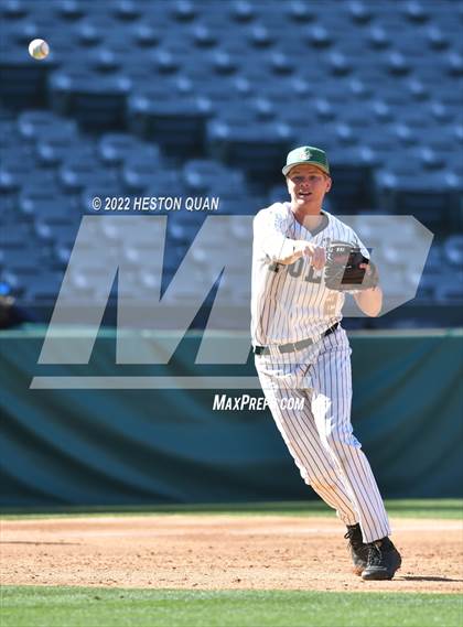 Thumbnail 2 in Long Beach Poly vs. Edison photogallery.