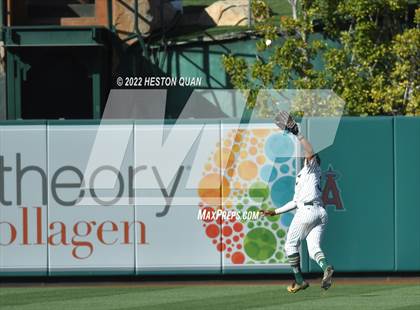 Thumbnail 1 in Long Beach Poly vs. Edison photogallery.