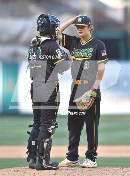 Thumbnail 2 in Long Beach Poly vs. Edison photogallery.