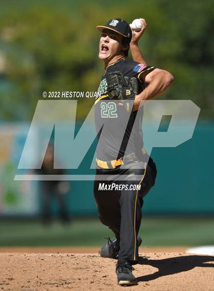 Thumbnail 2 in Long Beach Poly vs. Edison photogallery.