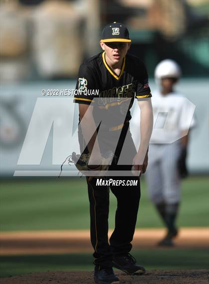 Thumbnail 3 in Long Beach Poly vs. Edison photogallery.