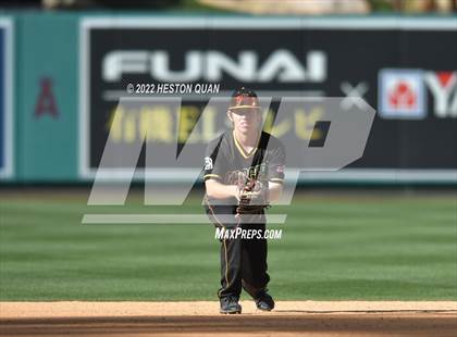 Thumbnail 3 in Long Beach Poly vs. Edison photogallery.