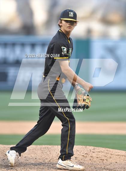 Thumbnail 1 in Long Beach Poly vs. Edison photogallery.