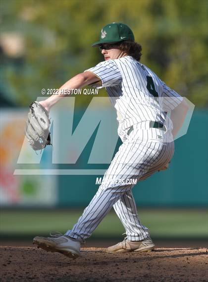 Thumbnail 2 in Long Beach Poly vs. Edison photogallery.