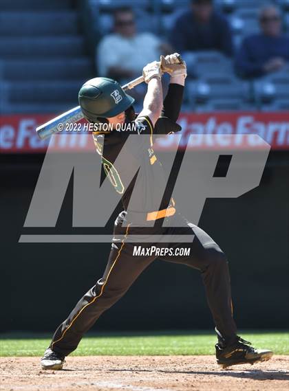Thumbnail 3 in Long Beach Poly vs. Edison photogallery.