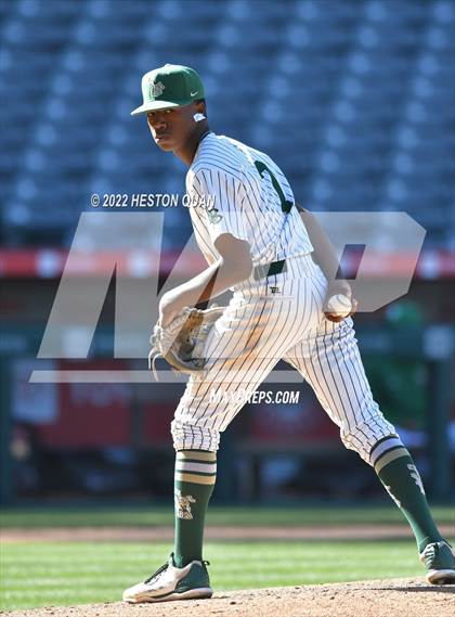 Thumbnail 2 in Long Beach Poly vs. Edison photogallery.