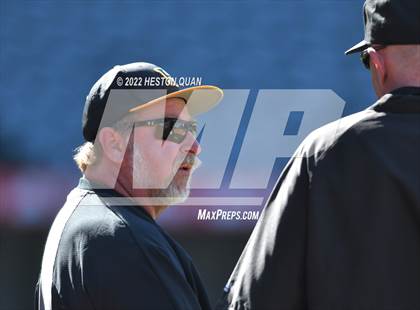 Thumbnail 3 in Long Beach Poly vs. Edison photogallery.