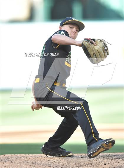 Thumbnail 2 in Long Beach Poly vs. Edison photogallery.