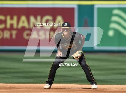 Thumbnail 2 in Long Beach Poly vs. Edison photogallery.