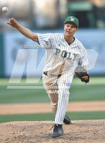 Thumbnail 3 in Long Beach Poly vs. Edison photogallery.