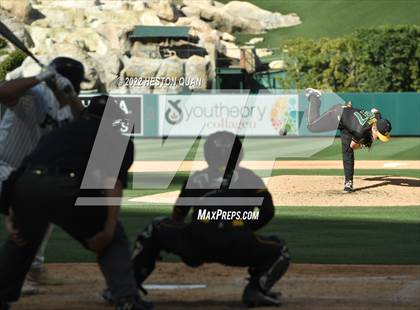 Thumbnail 1 in Long Beach Poly vs. Edison photogallery.