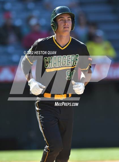 Thumbnail 2 in Long Beach Poly vs. Edison photogallery.