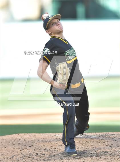 Thumbnail 3 in Long Beach Poly vs. Edison photogallery.