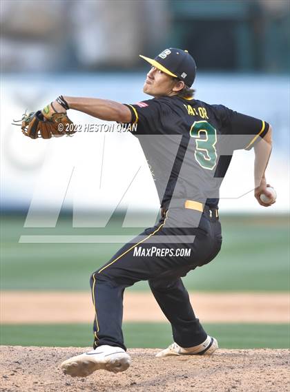 Thumbnail 1 in Long Beach Poly vs. Edison photogallery.