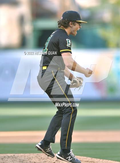 Thumbnail 3 in Long Beach Poly vs. Edison photogallery.