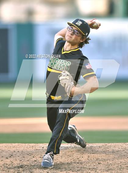 Thumbnail 2 in Long Beach Poly vs. Edison photogallery.