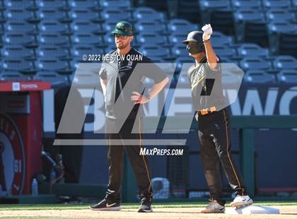 Thumbnail 3 in Long Beach Poly vs. Edison photogallery.