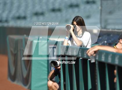 Thumbnail 3 in Long Beach Poly vs. Edison photogallery.