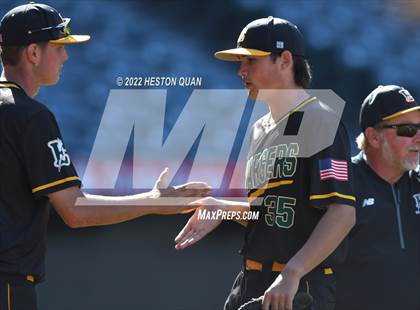 Thumbnail 3 in Long Beach Poly vs. Edison photogallery.