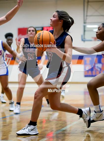 Thumbnail 3 in Montgomery Academy @ Chilton County photogallery.