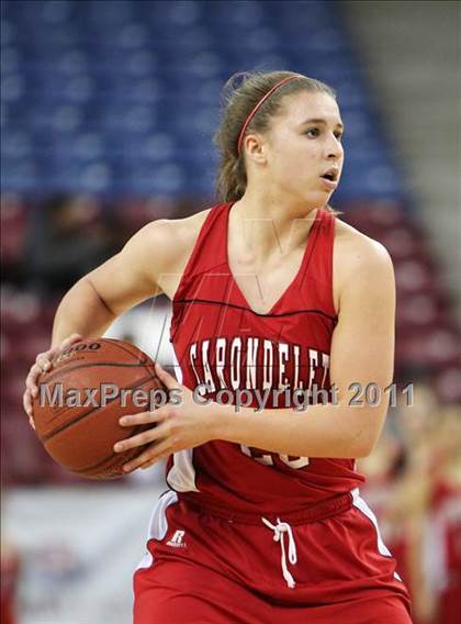 Thumbnail 2 in Berkeley vs. Carondelet (CIF NorCal D1 Regional Final) photogallery.