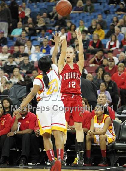 Thumbnail 2 in Berkeley vs. Carondelet (CIF NorCal D1 Regional Final) photogallery.