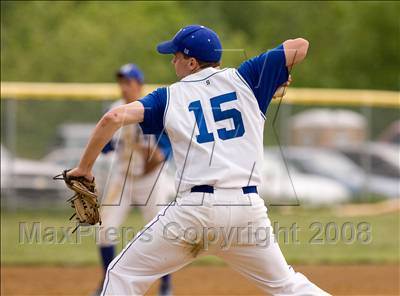 Thumbnail 1 in Highlands vs. Newport Central Catholic (KHSAA 36th District Final) photogallery.