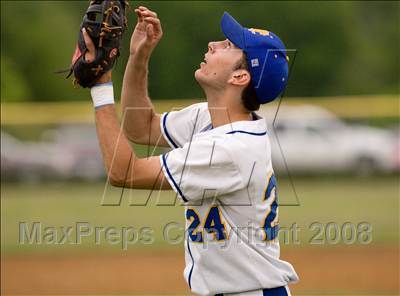 Thumbnail 3 in Highlands vs. Newport Central Catholic (KHSAA 36th District Final) photogallery.