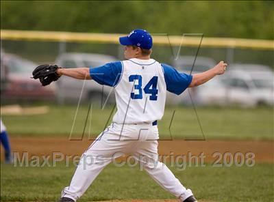 Thumbnail 2 in Highlands vs. Newport Central Catholic (KHSAA 36th District Final) photogallery.