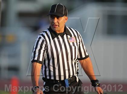 Thumbnail 2 in Burbank vs. Chatsworth photogallery.