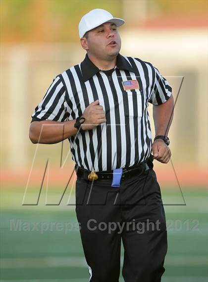 Thumbnail 1 in Burbank vs. Chatsworth photogallery.