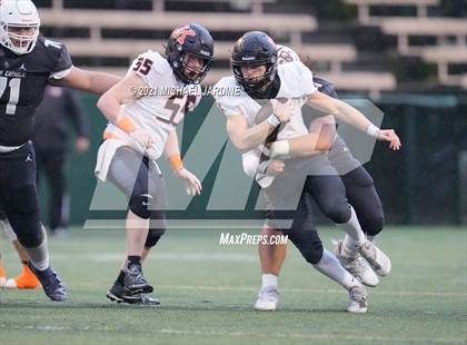 Thumbnail 3 in Eastside Catholic vs. Kennewick (WIAA 3A Semifinal) photogallery.