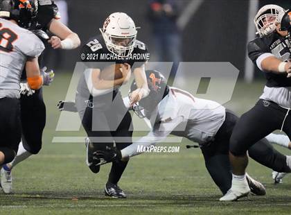 Thumbnail 2 in Eastside Catholic vs. Kennewick (WIAA 3A Semifinal) photogallery.