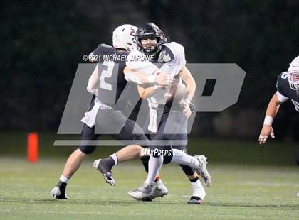Thumbnail 2 in Eastside Catholic vs. Kennewick (WIAA 3A Semifinal) photogallery.