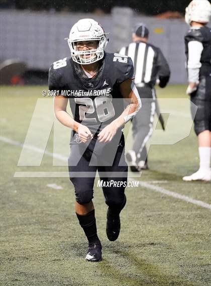 Thumbnail 3 in Eastside Catholic vs. Kennewick (WIAA 3A Semifinal) photogallery.