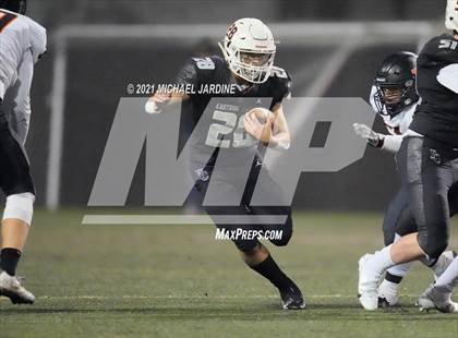 Thumbnail 1 in Eastside Catholic vs. Kennewick (WIAA 3A Semifinal) photogallery.