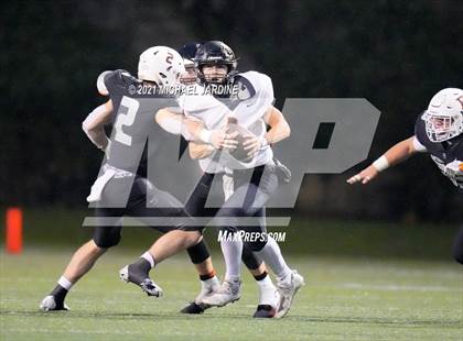 Thumbnail 1 in Eastside Catholic vs. Kennewick (WIAA 3A Semifinal) photogallery.