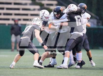 Thumbnail 3 in Eastside Catholic vs. Kennewick (WIAA 3A Semifinal) photogallery.