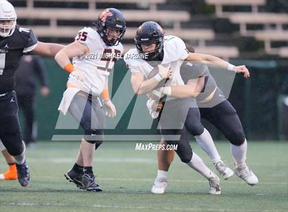 Thumbnail 1 in Eastside Catholic vs. Kennewick (WIAA 3A Semifinal) photogallery.