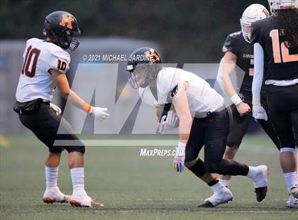 Thumbnail 2 in Eastside Catholic vs. Kennewick (WIAA 3A Semifinal) photogallery.
