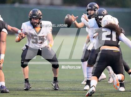 Thumbnail 1 in Eastside Catholic vs. Kennewick (WIAA 3A Semifinal) photogallery.
